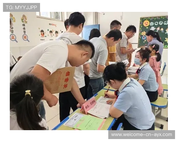 新生入学被迫买1000元套餐？自愿之名成借口，新生入学要交多少钱