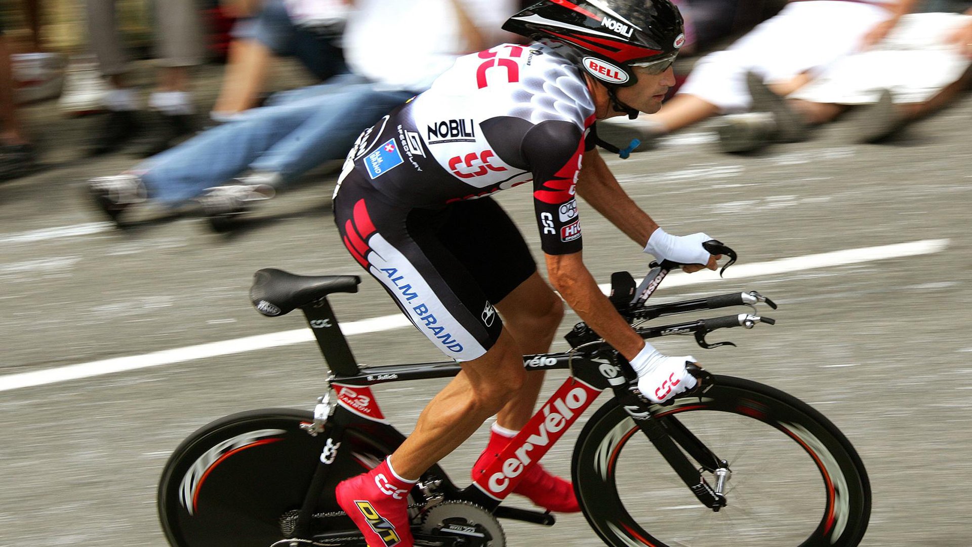 爱游戏官方网站入口登录-节奏压制是否比防守强度更能干扰对手节奏，节奏模击